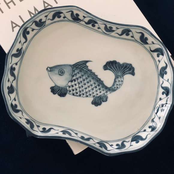 1970 Hand-painted Scalloped Shaped Fish Jewelry Trinket Dish - Picture 3 of 5